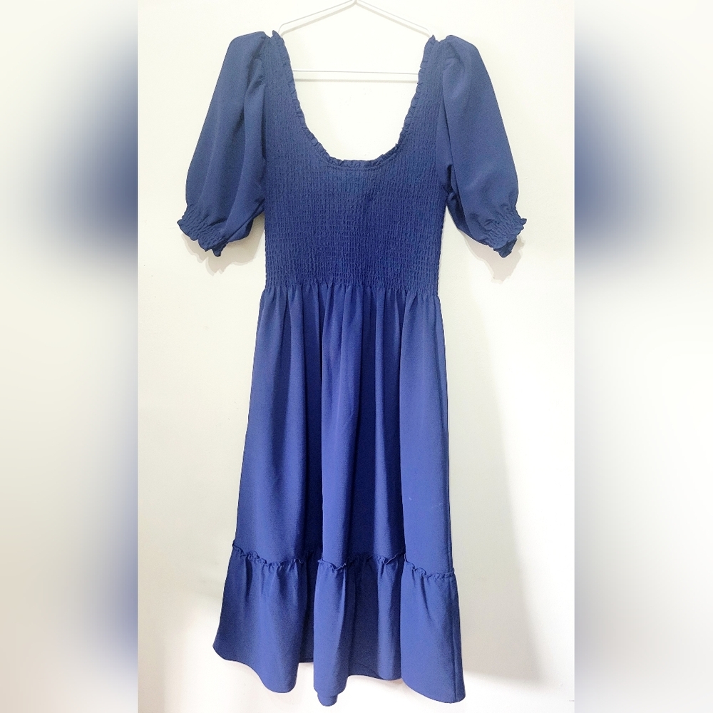 NWT Hill House The Louisa Nap Dress in Navy Blue Crepe Midi Smocked Puff Sleeves - Picture 5 of 6